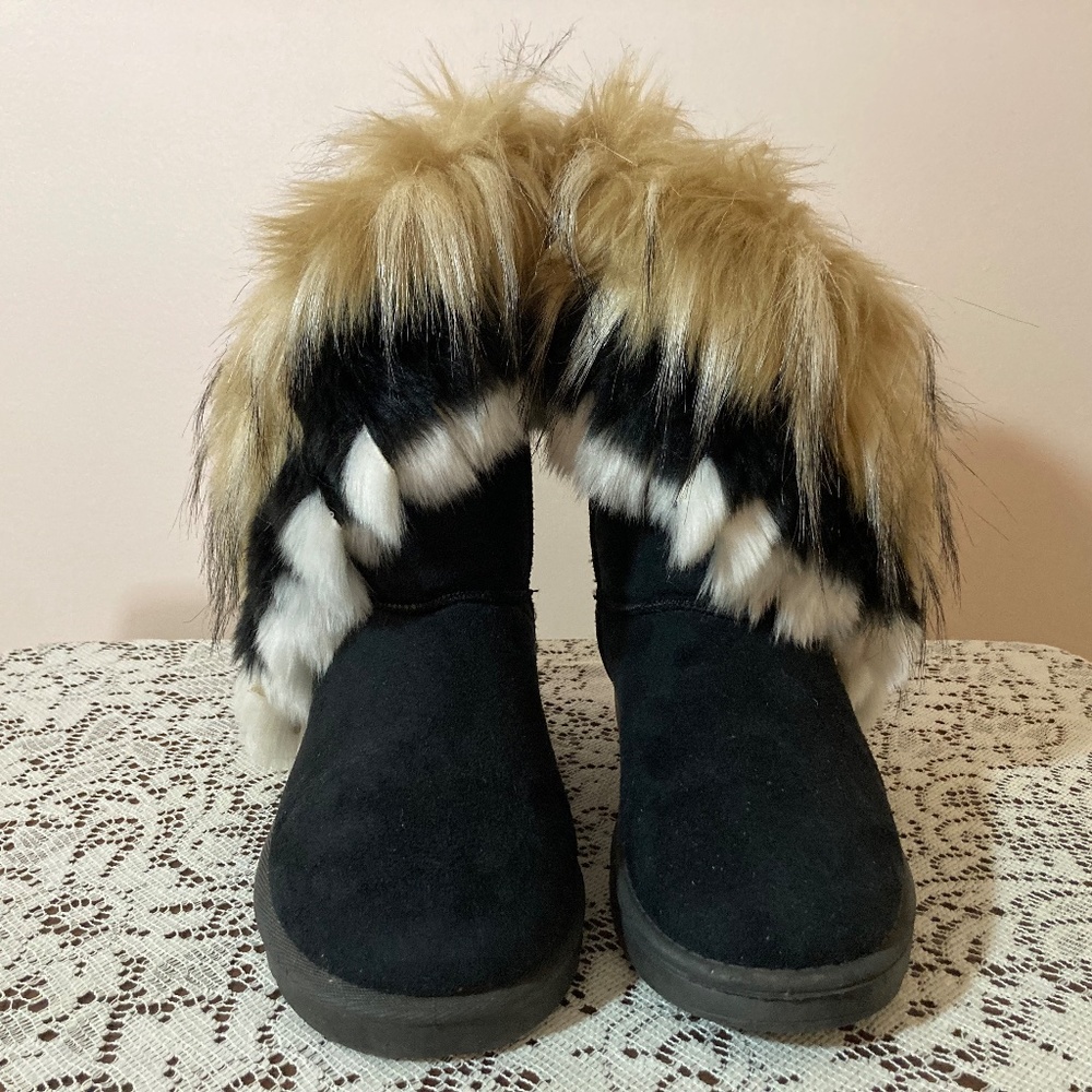 Women Mid Calf Boot Black Suede & Faux Fur Tassel Winter Snow Boots Size 7 - Picture 3 of 5